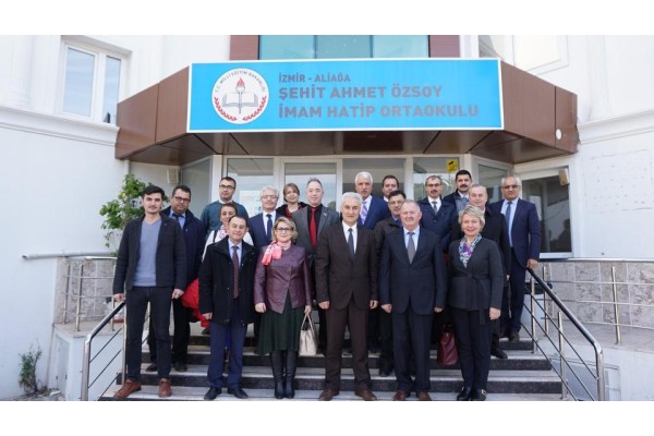 OKUL MÜDÜRLERİYLE TOPLANTI