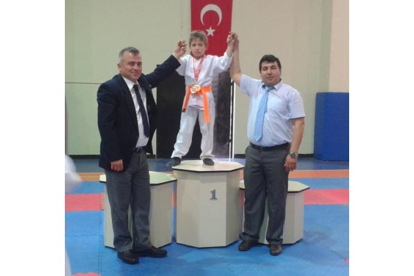 ALİAĞA’NIN GURURU OLDU