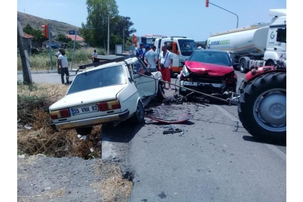 EHLİYETSİZ SÜRÜCÜ KAZA YAPTI: 1 YARALI