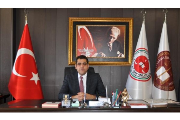 İŞİ OLMAYAN VATANDAŞLAR ADLİYEYE ALINMAYACAK