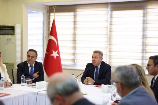 Yeni müfredat ve eğitim yatırımları ele alındı