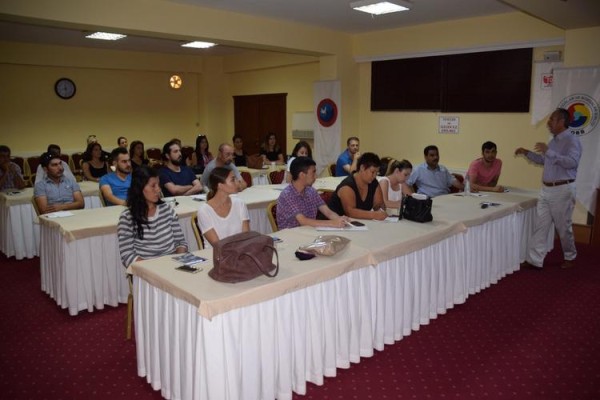 UYGULAMALI GİRİŞİMCİLİK EĞİTİMİ BAŞLADI
