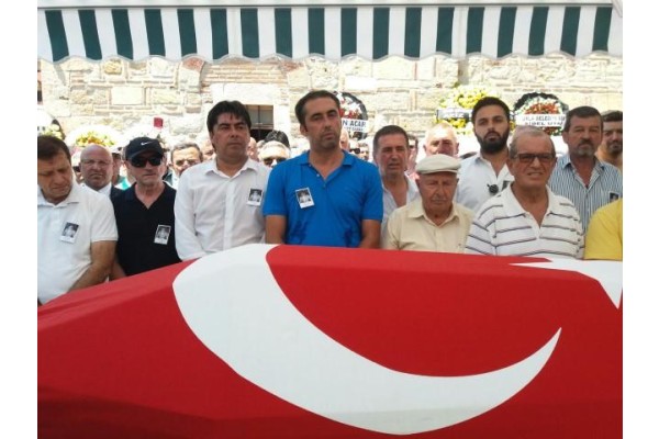 ERİNERİ DEMİRAĞ ASKERİ TÖRENLE UĞURLANDI