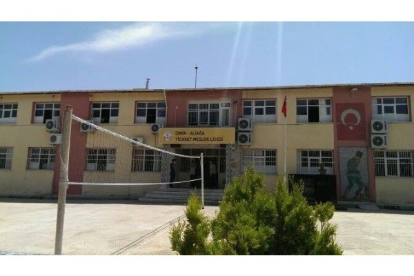 YALI MAHALLESİ İLKOKULUNA KAVUŞUYOR