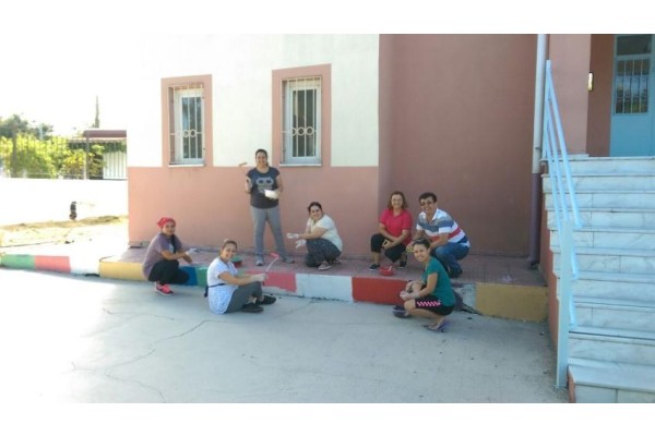 YENİŞAKRAN’DA RENGÂRENK BİR OKUL; HASBİ ŞENGÜL İLKOKULU