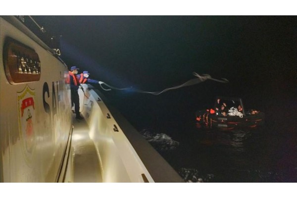 18 bin 487 düzensiz göçmen kurtarıldı