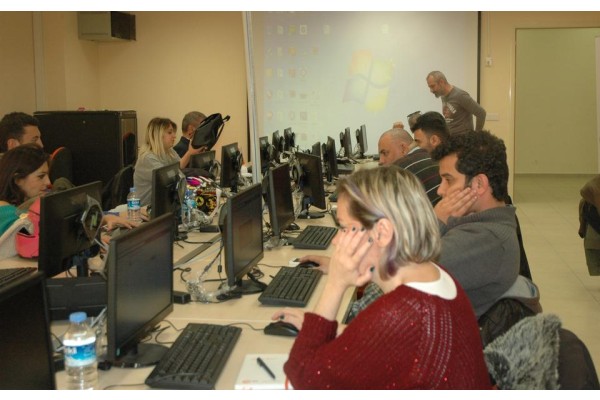 Yerel basın mensupları, sosyal medyayı öğreniyor