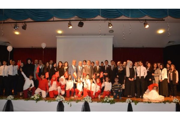 İNSAN HAKLARI GÜNÜ ALİAĞA’DA KUTLANDI