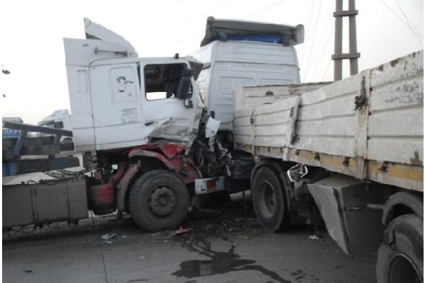 Tır şoförünü linçten jandarma kurtardı