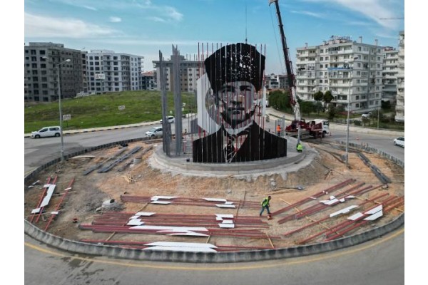 Menemen’e 4 boyutlu Atatürk anıtı