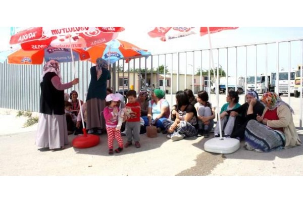 Belediye işçilerinin eylemi haftasını doldurdu