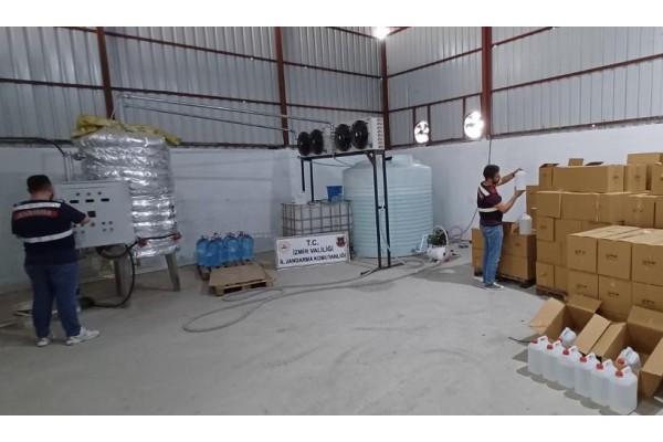 Kaçak alkol üreten tesise operasyon