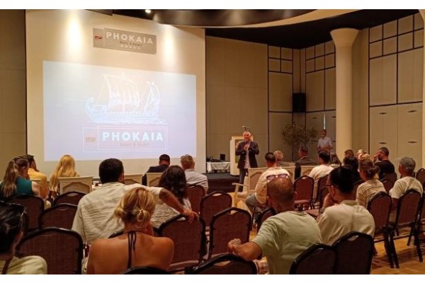 Aliağa ve Foçalı turizmciler bilgilendirildi