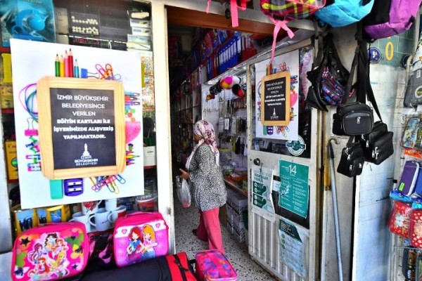 Büyükşehirden 25 bin öğrenciye destek