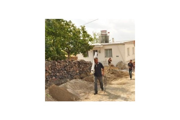 Helvacı’da içme suyu hattı yenileniyor