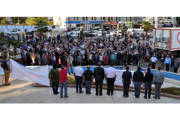 DEMOKRASİ PLATFORMU İŞÇİLER İÇİN TOPLANDI