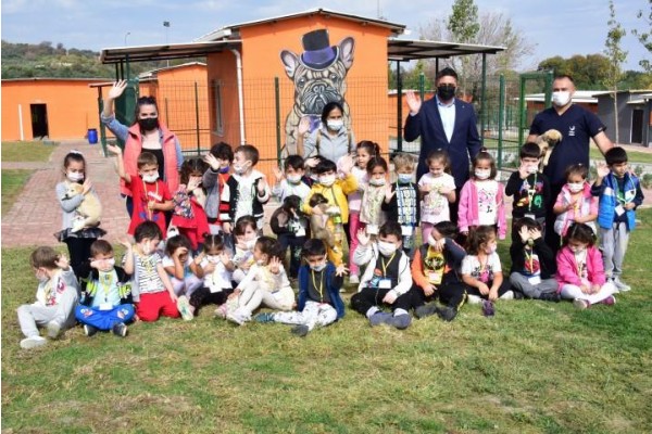 ÖĞRENCİLERİN PATİ PARK KEYFİ