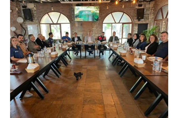 Avcı muhtarlarla bir araya geldi