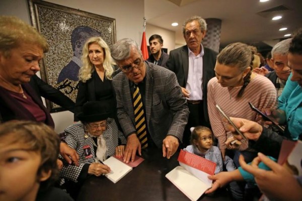 KARŞIYAKA’DA MUAZZEZ İLMİYE ÇIĞ İZDİHAMI!