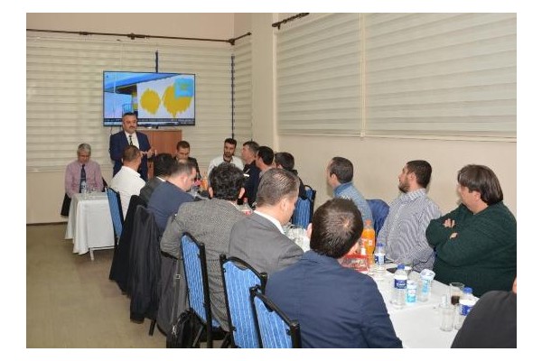 EMNİYET’TEN ACENTE SAHİPLERİNE YEMEK