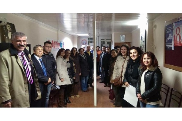 Eğitim-iş sendikasında görev dağılımı yapıldı