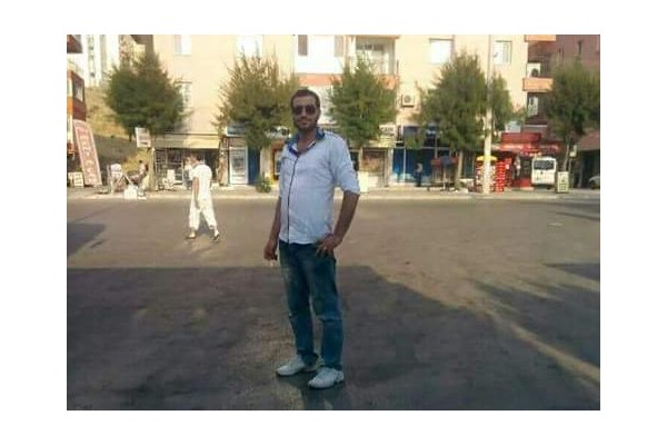 SACIN ALTINDA KALAN İŞÇİ YAŞAMINI YİTİRDİ