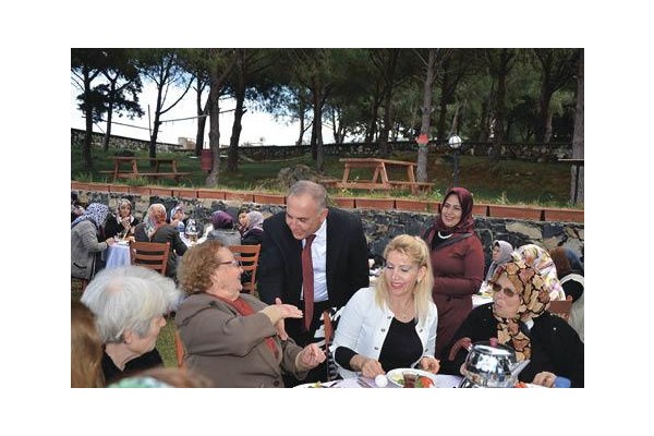 KADINLAR VARSA ANCAK O ZAMAN ZAFER VARDIR.