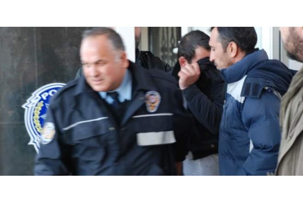 REHİNELER KURTARILDI, ZANLI TUTUKLANDI