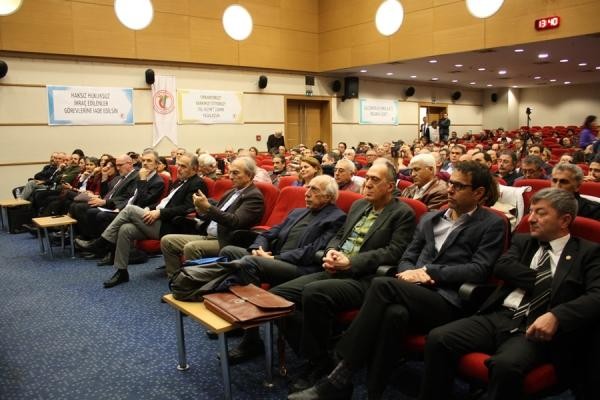 HEKİMLER: ‘14 MART’TA VAAT DİNLEMEK İSTEMİYORUZ!’