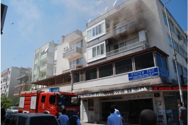 YAŞLI ÇİFTİN EVİNDE YANGIN