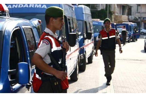 AVUKATLARA BİR FETÖ GÖZALTISI DAHA