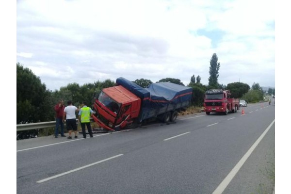 HACIÖMERLİ’DE TRAFİK KAZASI: 1 YARALI