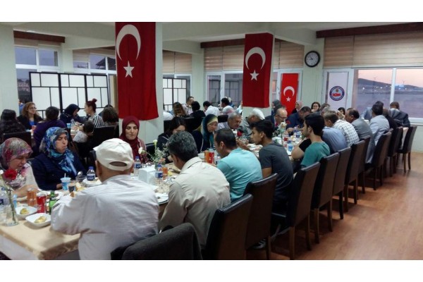 KAYMAKAM YILMAZ’DAN ŞEHİT AİLELERİNE İFTAR