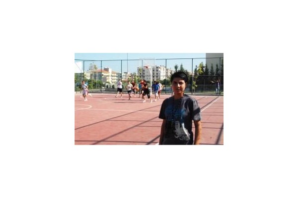 Kapalı spor salonunda çalışmak istiyorlar