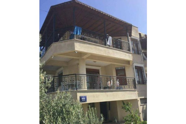 BİRİLERİ BU GERİLİME ‘DUR’ DESİN…