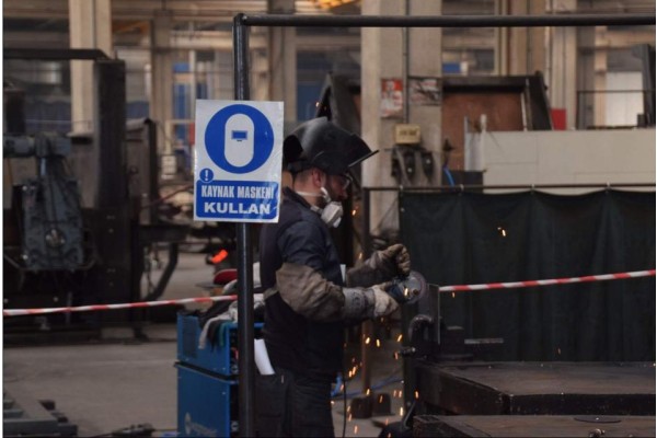 ÇELİK KAYNAKÇILARI MESLEKİ YETERLİLİK SINAVINDA