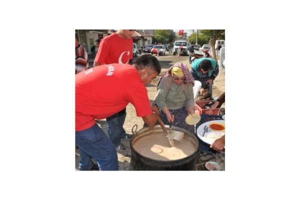 HELVACI’DA ASKER YEMEĞİ DÜZENLENDİ