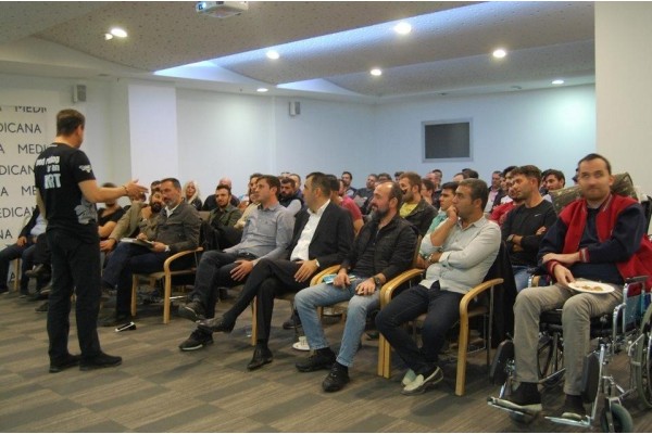 MOTOSİKLET TUTKUNLARINA EĞİTİM