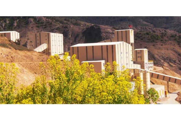 FETÖ MALLARI SATILIYOR