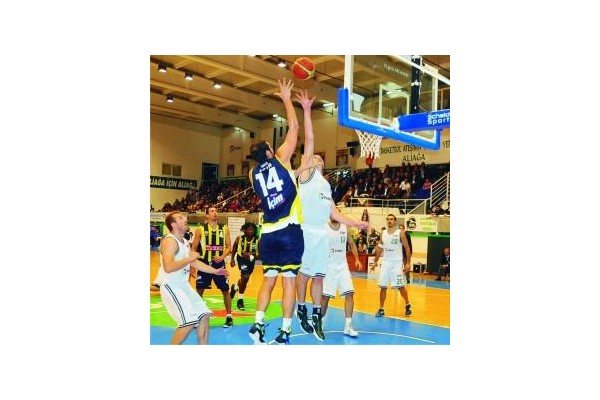 Aliağa Petkim, Beşiktaş Milangaz ile karşılaşıyor