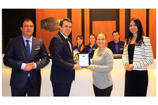 İLK MÜŞTERİYE PLAKET