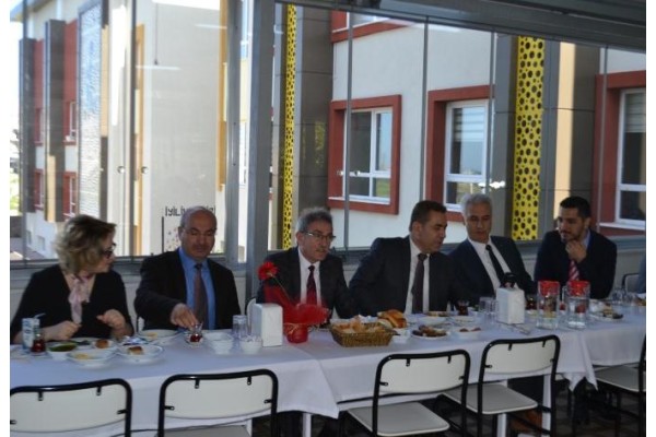 EĞİTİM İÇİN TOPLANDILAR