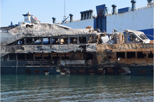 BARBİE SÖKÜLMEYİ BEKLİYOR