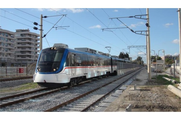 İZBAN’DA AKTARMA SORUNU ÇÖZÜLÜYOR