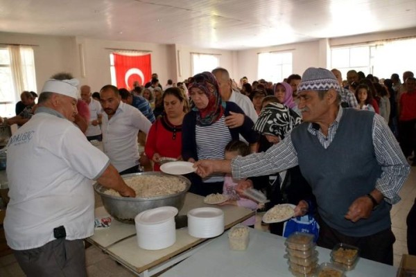 KEŞKEK ŞENLİĞİ’NE YOĞUN KATILIM