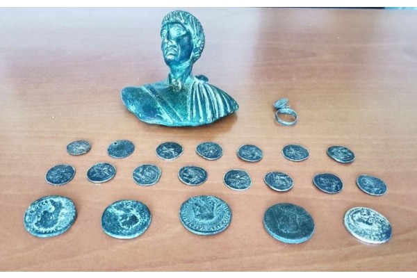 İZMİR'DE TARİHİ ESER OPERASYONU