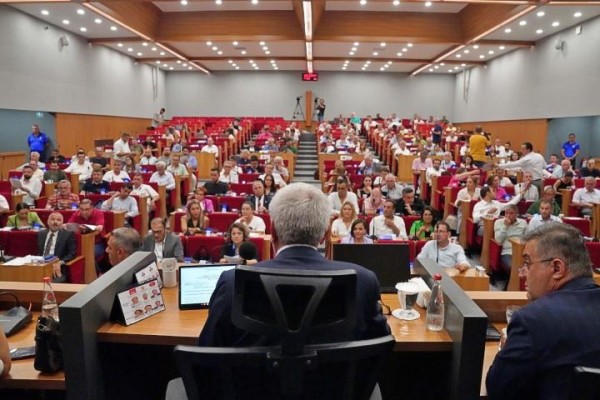 Meclisten Tugay'a önemli yetki