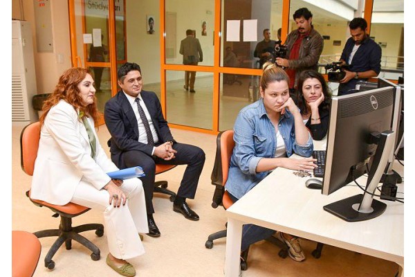 EGE’DE İLETİŞİMCİLERLE BİR ARAYA GELDİ