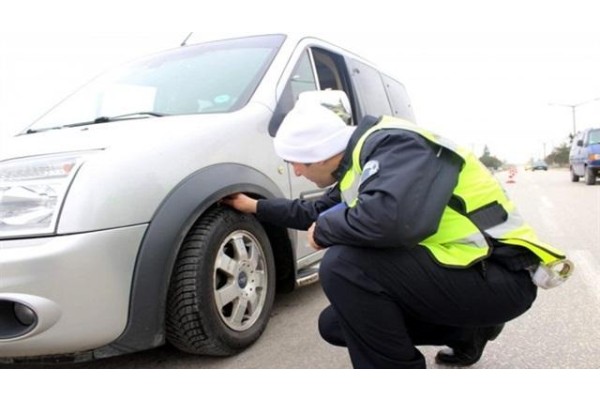 İZMİR'DE KIŞ LASTİĞİ UYGULAMASI