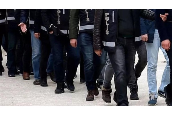 MENEMEN'DE UYUŞTURUCU OPERASYONU: 30 GÖZALTI KARARI